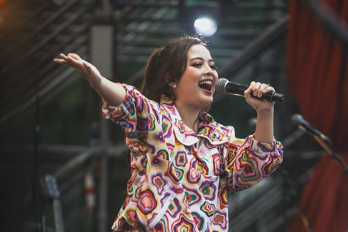 Potret Awet Muda Tasya Kamila, Tetap Memesona dari Penyanyi Cilik hingga Ibu Dua Anak