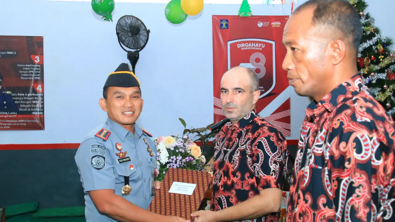 WNA asal Australia Linklater Dustin  mendapatkan remisi Hari Raya Natal di Lapas Banyuwangi (Istimewa)