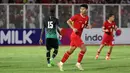 Pemain Timnas Indonesia, Malik Risaldi saat laga uji coba melawan Tanzania di Stadion Madya, Senayan, Jakarta, Minggu (02/06/2024). (Bola.com/Abdul Aziz)