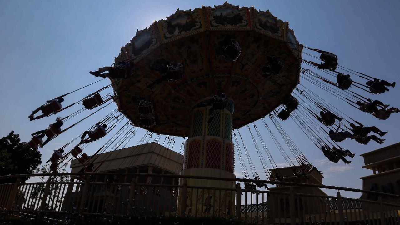 FOTO: Ribuan Pengunjung Padati Dufan Saat Libur Panjang Waisak 2024