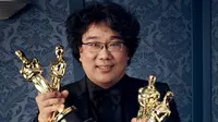 Bong Joon Ho dan 4 Piala Oscar. (Foto: Instagram @TheAcademy)