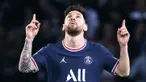 Lionel Messi berhasil mencapai kesuksesan yang belum pernah terjadi sebelumnya pada tahun 2021. Mulai dari memenangkan trofi internasional hingga menambah gelar individunya. Berikut 5 rekor yang dibuat Lionel Messi pada tahun 2021. (AFP/Franck Fife)