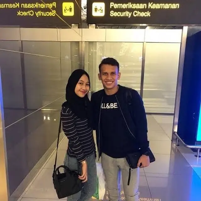 Dirumorkan Sudah Dilamar, Ini 6 Kebersamaan Adiba Putri Umi Pipik dan Egy Maulana