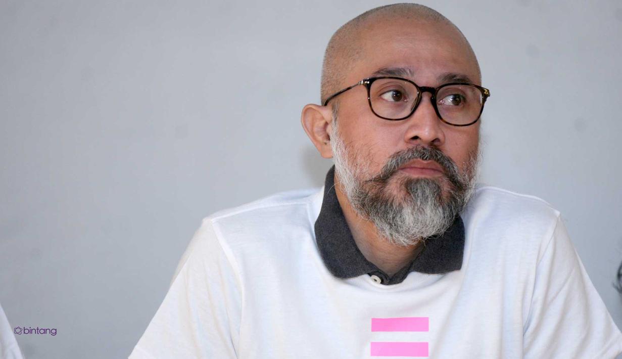 Reaksi Istri Ketika Lukman Sardi Sering Ubah Penampilan - Celeb Bintang.com