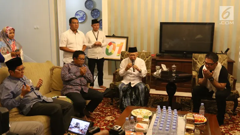 Jelang Debat, Ma'ruf Amin Terima Kunjungan Penyanyi Religi