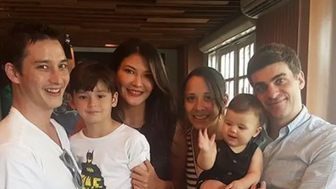 Tamara Bleszynski dan Mike Lewis