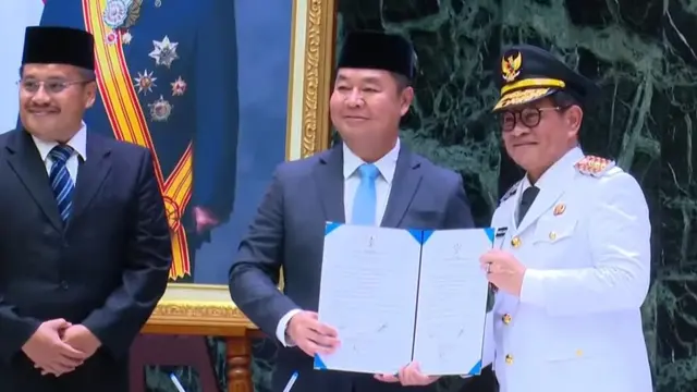 Serah terima jabatan Gubernur Jakarta dari Pj Gubernur Teguh Setyabudi ke Pramono Anung, Kamis (20/2/2025)