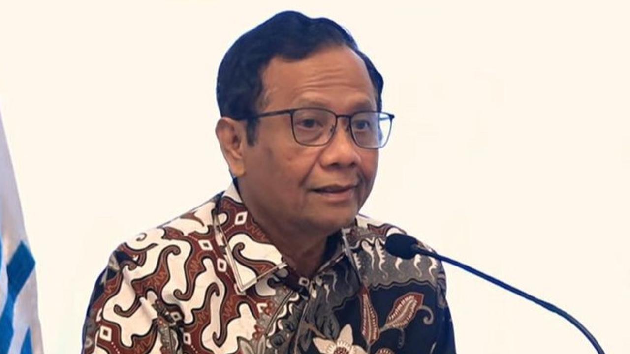 Mahfud MD Kritik KPK soal Dugaan Mark Up Proyek Whoosh: Agak Aneh ini KPK Meminta Saya Melapor