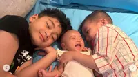 Raffi Ahmad dan Nagita Slavina Ungkap Wajah Baby Lily Tanpa Stiker, Disebut Mirip Rafathar dan Rayyanza. foto: (dok.Instagram @raffinagita1717/https://www.instagram.com/p/C7saatevhis/Henry)