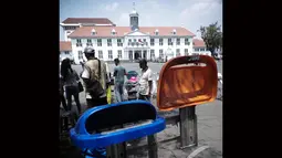 Sarana dan prasarana kebersihan di Kota tua sudah mulai berumur dan tak layak pakai, Jakarta, Rabu (13/8/2014) (Liputan6.com/Faizal Fanani)