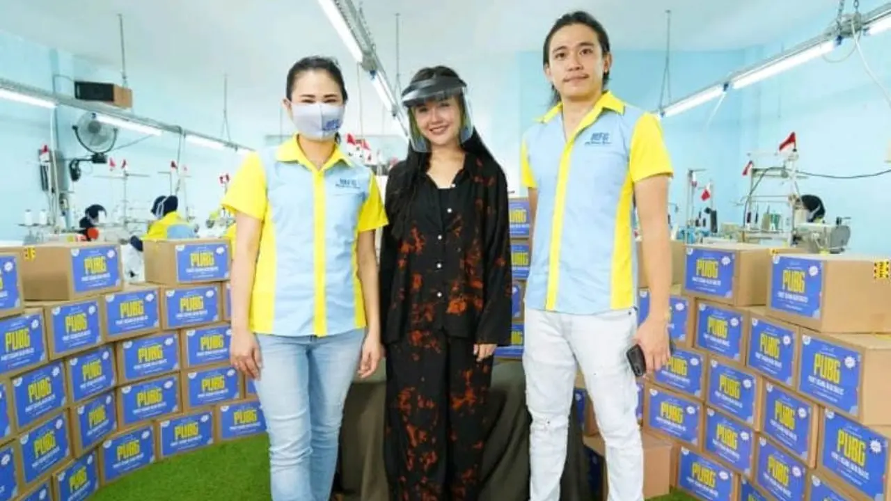 Gebrakan Unik Pasangan Pengusaha Konveksi di Tengah Pandemi