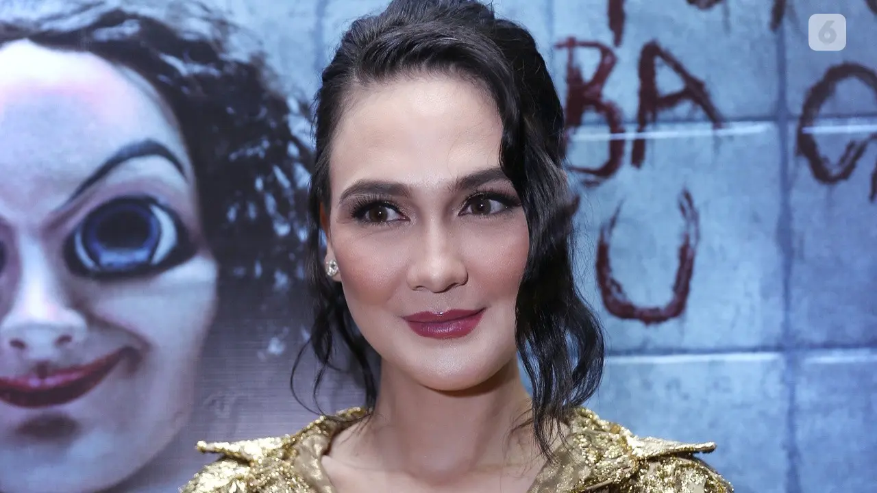 [Bintang] Luna Maya