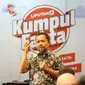 Chief Content Officer Kapanlagi Youniverse (KLY), Wenseslaus Manggut,saat menyampaikan sembutan di di acara Kumpul Fakta, Senin (14/) (Liputan6.com/Helmi Fitriansyah)