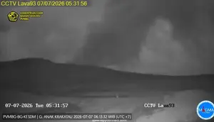 Kondisi Terkini Gunung Anak Krakatau, Abu Kelabu Kembali Membubung