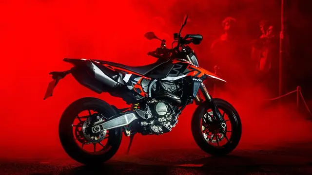 Ducati Bawa Hypermotard 698 Mono (ist)