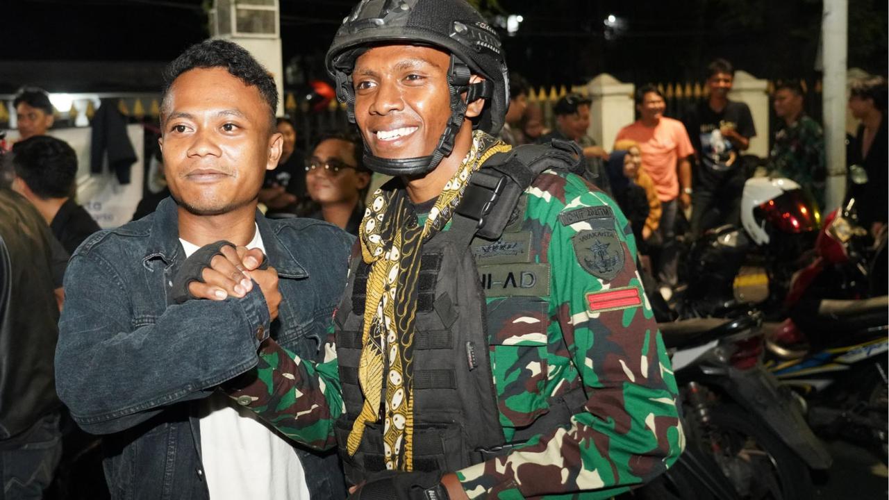 FOTO: Jaga Stabilitas Jakarta, TNI AD Gelar Patroli Skala Besar