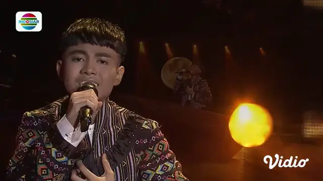 Eby (Bima) D'Academy 5 Menyanyikan Lagu 'Cinta Ayah'