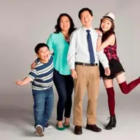 Serial Dr. Ken siap menghadirkan lelucon yang bisa menjadi obat stress. 