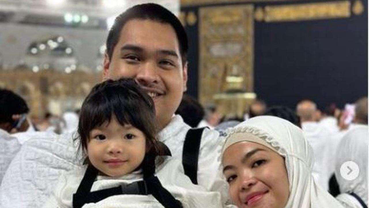 Sebelum Dilantik Jadi Menpora, Dito Ariotedjo Pernah Nonton Konser Blackpink dan Umrah Bareng Keluarga