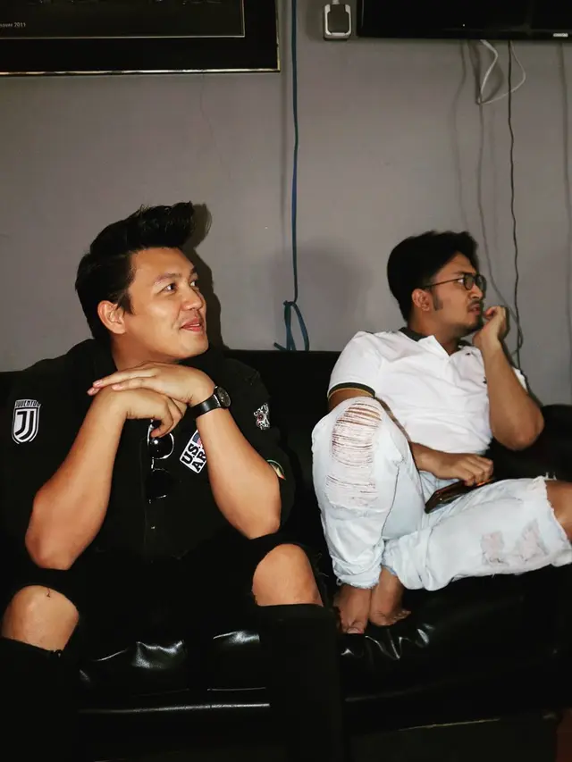 ilustrasi potret dearly di sela-sela shooting ftv kisah nyata Indosiar/instagram: dearly_dave