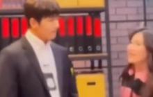 Potret Ayu Ting Ting Terus Pegang Tangan Ji Chang Wook, Penggemar Dibuat Iri Maksimal