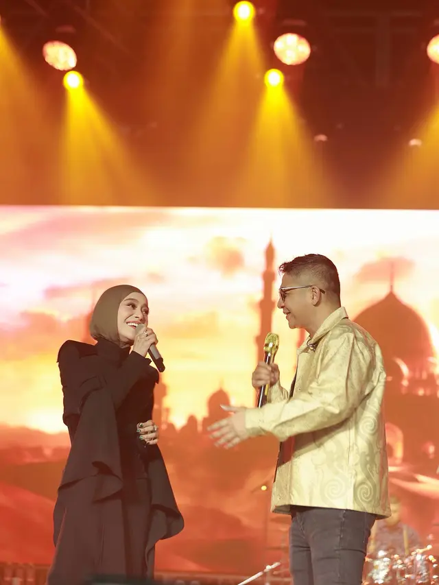 Lesti Kejora dan Pasha Ungu