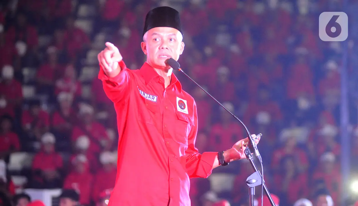 Ganjar Pranowo menemui sekitar 245 organisasi relawan Jokowi dalam kegiatan Konsolidasi PDI Perjuangan Jakarta. (merdeka.com/Arie Basuki)