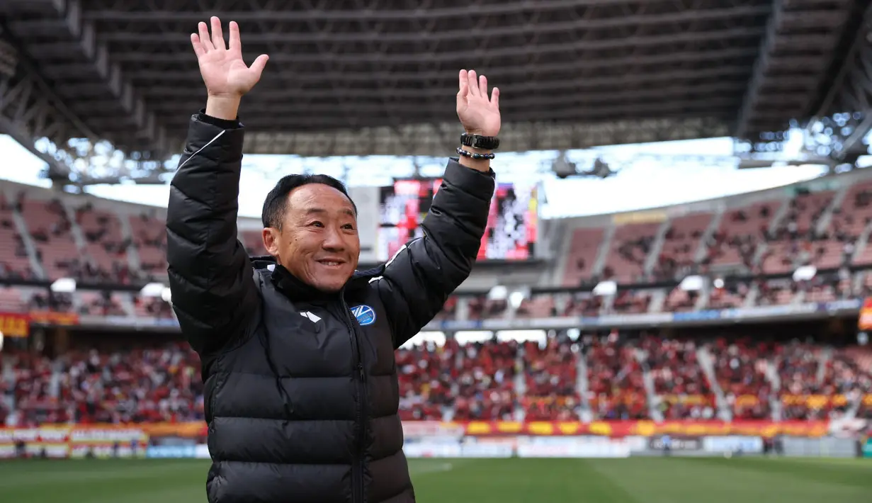 Tangan dingin Go Kuroda yang mulai menakhodai tim SMA Aomori Yamada sejak 1994 terlihat pada enam musim terakhir dengan berhasil lima kali lolos ke final turnamen nasional antar-SMA se-Jepang, dengan hasil tiga kali juara pada 2016, 2018 dan 2021, serta jadi runner-up pada 2009, 2019 dan 2020. (J.LEAGUE)
