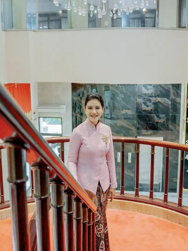 Kebaya mewah Kahiyang Ayu