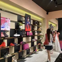 Store Terlengkap dan Terbesar Melissa Shoes di Indonesia. dok. Anisha Saktian