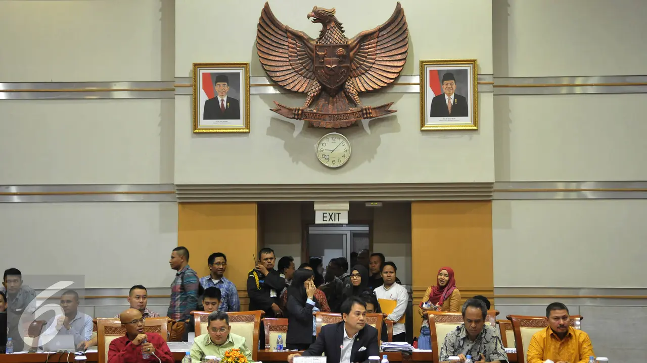 20151201-KOMISI-III-RAPAT-PLENO-BAHAS-CAPIM-KPK--JT1