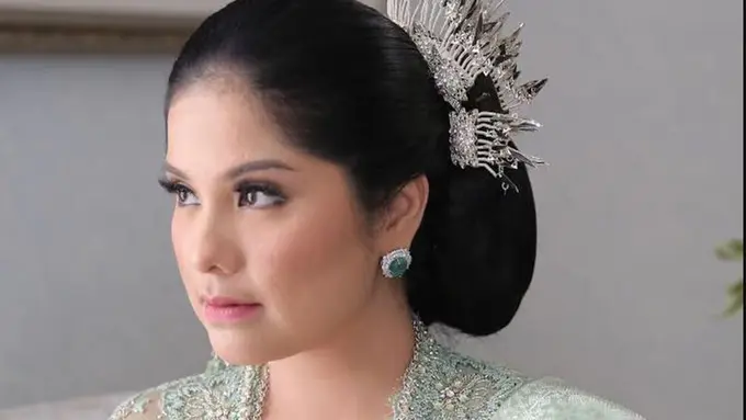 Jejak Ani Yudhoyono pada Busana Annisa Pohan Saat Hadiri Upacara di Istana