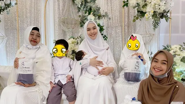 6 Momen Akikah Anak Keempat Oki Setiana Dewi, Digelar Khidmat Bernuansa Putih