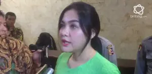 Vicky Shu mengaku dirinya menjalani ibadah umroh secara regular dan tanpa endorsement.