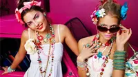 Deretan Aksesoris Cantik untuk Hiasi Gaun Polos