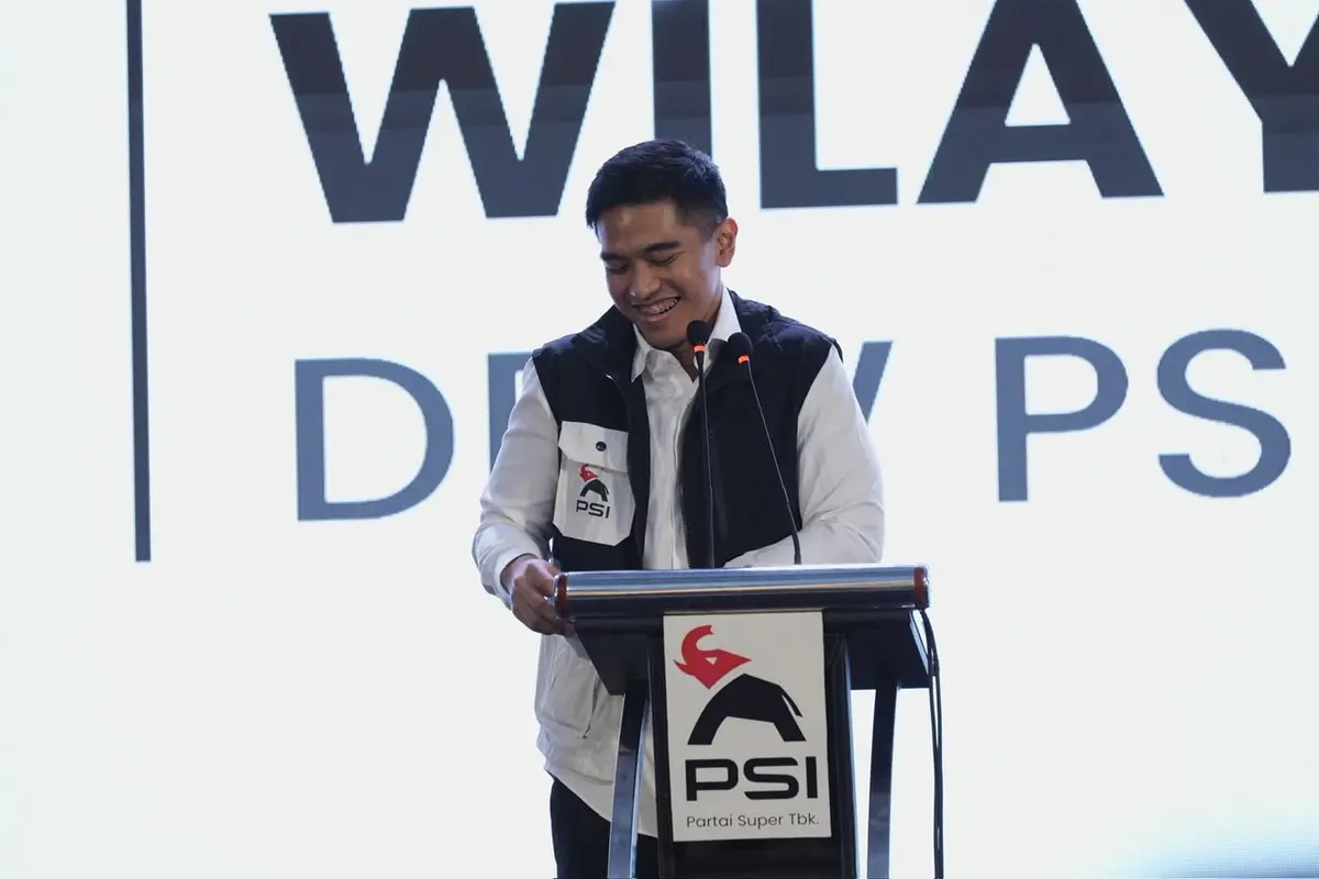 Ketum PSI Kaesang Pangarep saat menghadiri Rapat Koordinasi Wilayah (Rakorwil) PSI sekaligus melantik pengurus DPW, DPD, dan DPC PSI Provinsi Bengkulu. (Dok: PSI)
