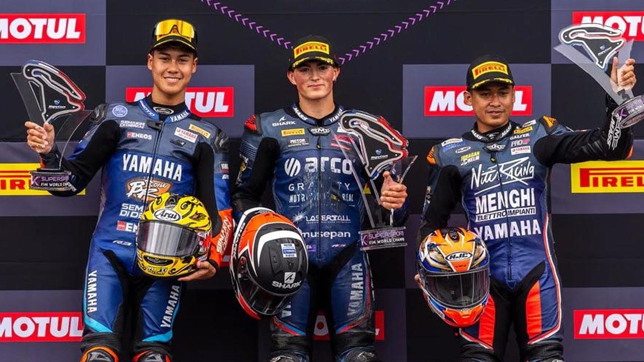Aldi Satya Mahendra dan Galang Hendra Pratama naik podium bersama di WorldSSP300, bukti bahwa Indonesia mampu jadi juara!