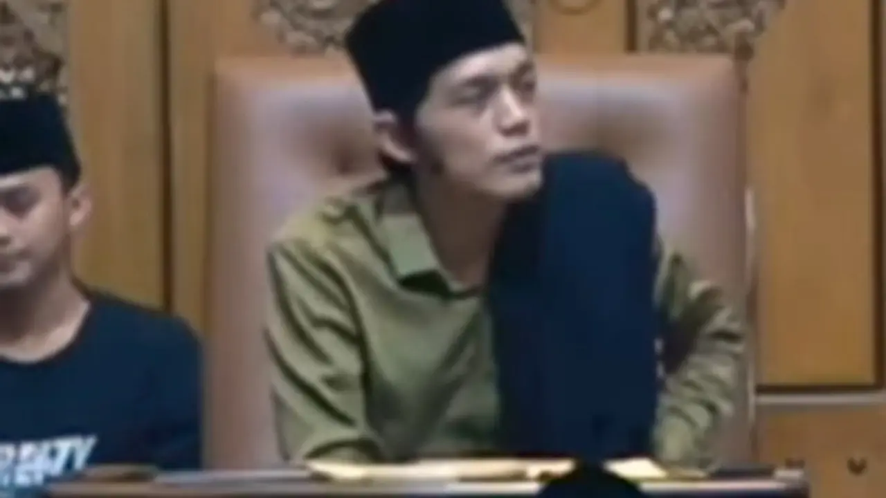 Gus Iqdam (SS: YouTube Short @tv_pitu)