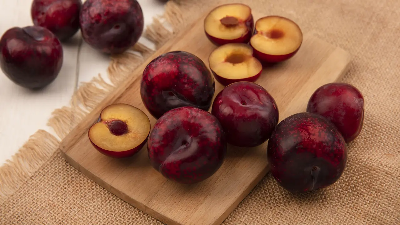 Buah Plum kaya akan manfaat untuk kesehatan