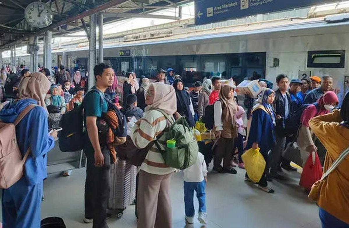 Daftar 16 Kereta Api Tambahan Saat Long Weekend Akhir Mei dan Idul Adha 2025, Tujuan Yogyakarta sampai Malang