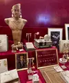 TULOLA bersama BCA dan Pertamina mempersembahkan perayaan Kawan Nusantara pada 23 dan 24 Juli 2026 di Nusantara Ballroom, The Dharmawangsa, Jakarta. Pameran ini menyoroti perjalanan subeng, aksesori tradisional Bali. (Liputan6.com/Asnida Riani)