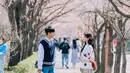 Kira-kira apa yang dibicarakan Kim Jung Ho dan Kim Yu Ri di sini? Jawabannya dapat ditemukan pada 29 Agustus 2022 mendatang. (Foto: KBS2 via allkpop)