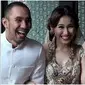 Potret pernikahan Ayu Ting Ting dan Enji (Sumber: KapanLagi.com)