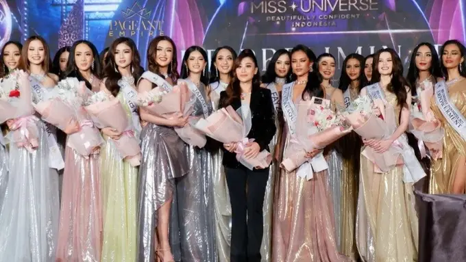 30 Finalis Tampil Anggun di Acara Preliminary Miss Universe Indonesia 2023