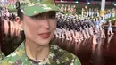 <p>Menteri Pariwisata Widiyanti Putri Wardhana tak ketinggalan mengabadikan momen bersama sang wakil-nya, Ni Luh Puspa. Widiyanti tampak fresh dipulas lipstik coral pink yang segar. [@widi.wardhana].</p>