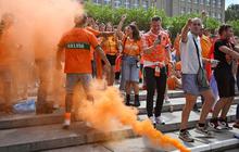 FOTO: Aksi Suporter Belanda Bikin Kota Dortmund Berwarna Oranye Jelang Semifinal Euro 2024 Melawan Inggris