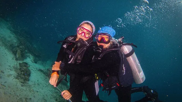 7 Momen Liburan Nikita Willy dan Indra Priawan ke Raja Ampat
