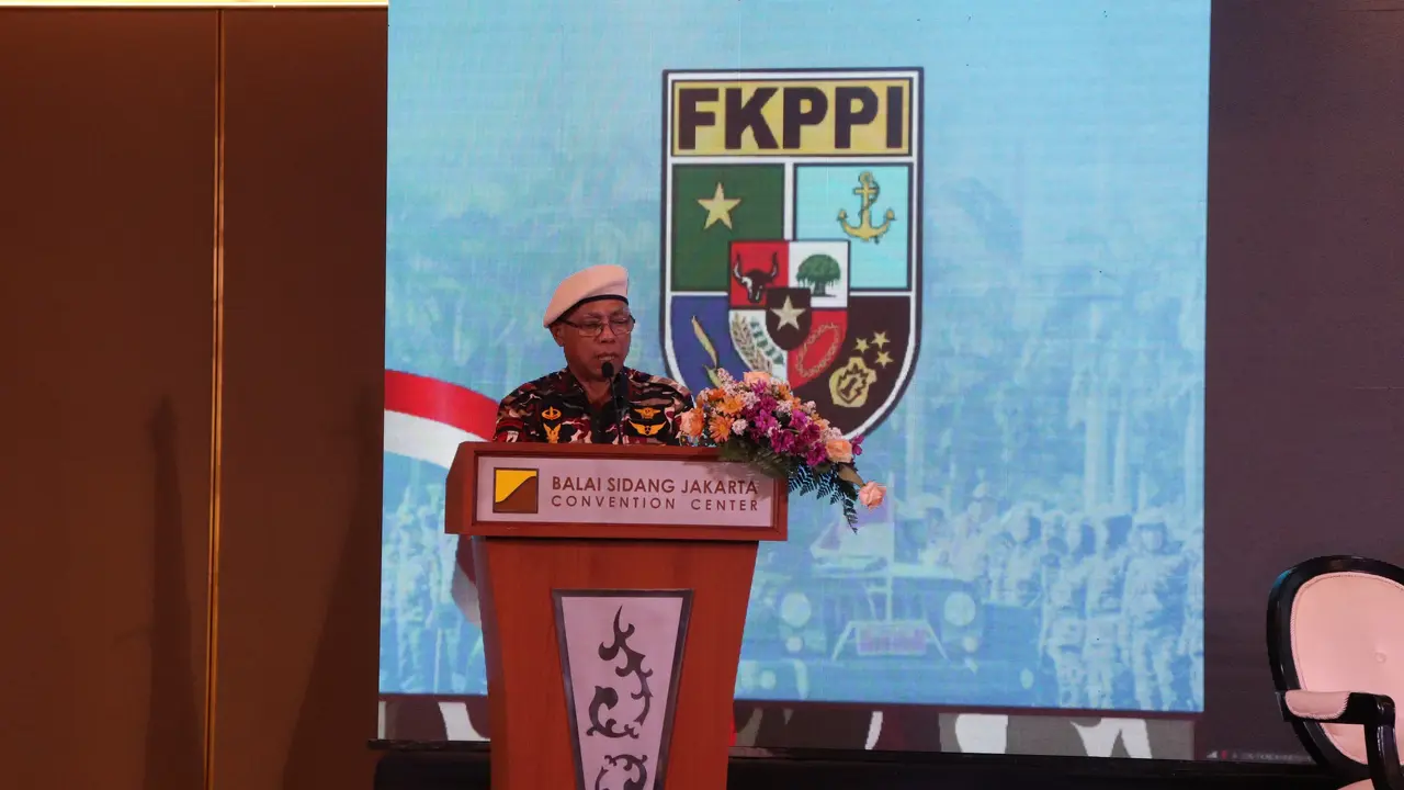 Ketua Umum Pengurus Pusat FKPPI Pontjo Sutowo menyampaikan, bagi FKPPI, membela Pancasila tidak cukup hanya dengan kerangka keyakinan (mitos) dan pengetahuan (logos) tetapi harus diaktualisasikan ke dalam tindakan nyata. (Istimewa)