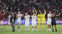 Peringkat Timnas Indonesia diprediksi melesat setelah mengalahkan Arab Saudi 2-0. Skuad Garuda melibas Green Falcons pada matchday keenam putaran ketiga Kualifikasi Piala Dunia 2026 di Stadion Utama Gelora Bung Karno, Jakarta, Selasa (19/11/2024). (Bola.com/Muhammad Iqbal Ichsan)
