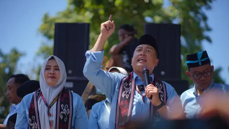 Pasangan calon gubernur dan wakil gubernur Nusa Tenggara Barat (NTB), Lalu Muhamad Iqbal dan Indah Dhamayanti Putri (Dinda).